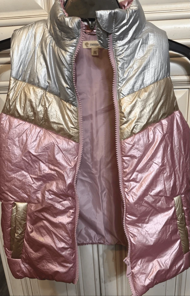 Chaleco acolchado Tucker + Tate para niñas color metálico rosa plata dorado talla 7 Foto 1 de 4