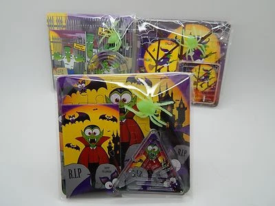 ХЭЛЛОУИН!! Предварительно заполненный вечеринки сумка игрушки! Трюк или угощение! Игрушки! упаковка! - Изображение 1 из 4