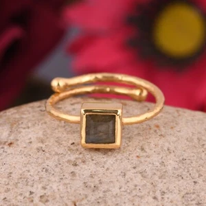 Textured Band Yellow Gold Plated Ring With Labradorite Handmade Jewelry For Gift - Picture 1 of 10