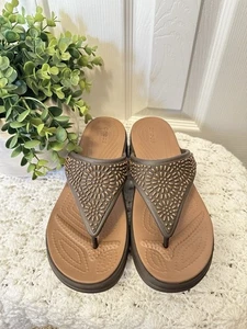 Crocs Women's Slip-on Beaded Sandal Diamante Monterey Brown Bronze Size 8 - Picture 1 of 7