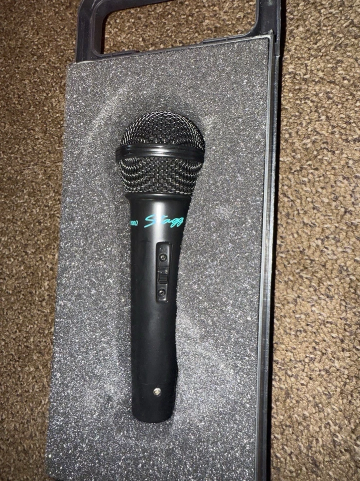 Stagg MD 500 Wired Microphone it’s New Never Used……….. - Image 1 of 4