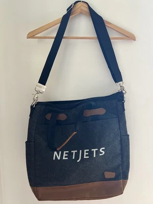NetJets 托特包 简短保护壳 Leeds Field and Co 笔记本电脑 隔层 完好! — 第 1/4 张图片
