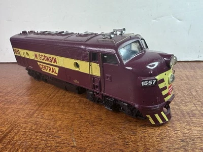 HO Scale Athearn Wisconsin Central WC F Unit Powered Locomotive # 1557 - Image 1 of 4