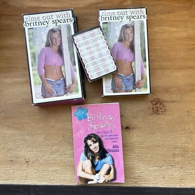 1999 TIME OUT WITH BRITNEY SPEARS VHS/JIVE 2K SAMPLER Cassette & Bonus Book - Image 1 of 4