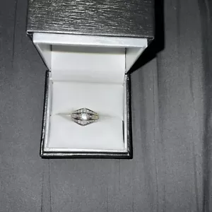 .96 Ctw Engagement Ring 18K w/ 93 Facets for Brilliance and 2 14k Bands - Picture 1 of 5