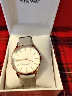 Nine West - Reloj Damas - Nuevo Foto 1 de 4