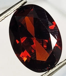 Gemme sfuse granato rosso rodolite naturale 14x10 mm certificate taglio ovale W10 - Foto 1 di 11