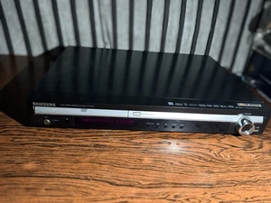 SAMSUNG DVD HOME CINEMA SYSTEM HT-TQ22 - Bild 1 von 5