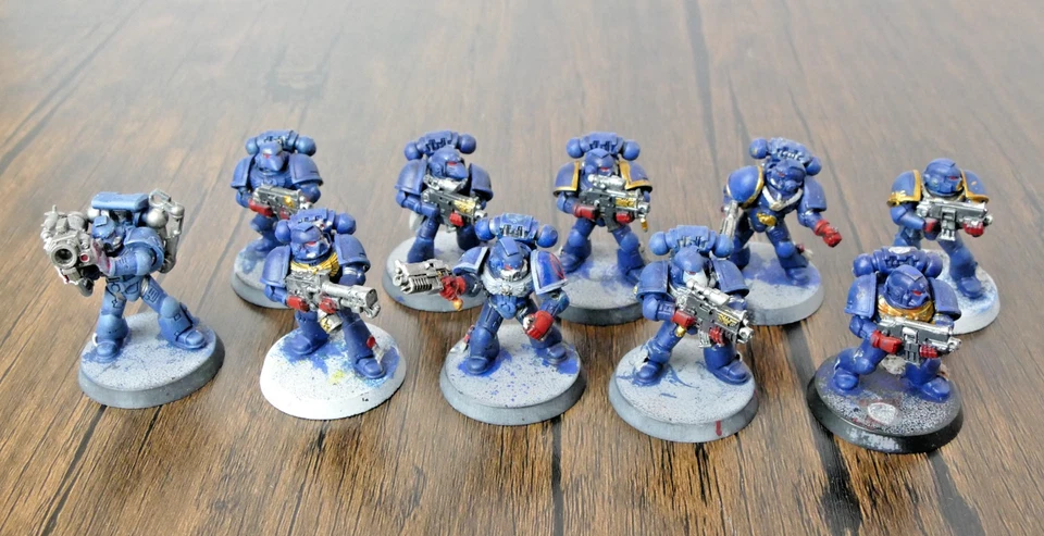 Warhammer 40k Space Marines Crimson Fists Tactical Squad (Lot of 10) Painted - Image 1 of 4