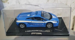 Lamborghini Gallardo Polizia 1:32 Nuova ma con scatola danneggiata - Foto 1 di 6