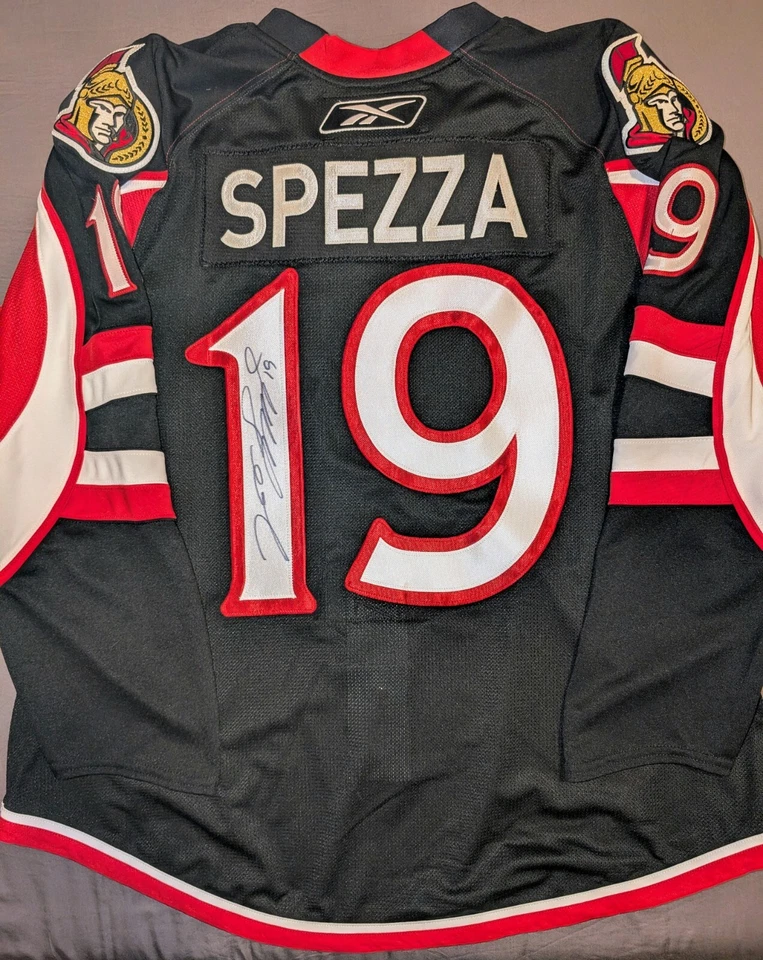 Camiseta deportiva alternativa Reebok Edge de los Senadores de Ottawa firmada auténtica RARA Foto 1 de 4