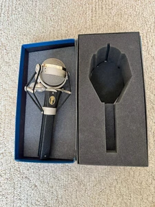 Blue Dragonfly professional studio recording microphone - Picture 1 of 5