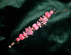 Vtg D&E Juliana HOT Pink Rhinestones Moonglow Glass Cabochons Goldtone Bracelet - Picture 1 of 11