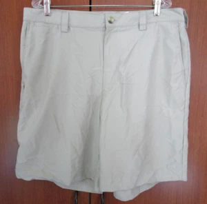 Columbia Beige Shorts Sz 38 100% Polyester Waist 38 Side 21.5 Inseam 9.5 in - Picture 1 of 6