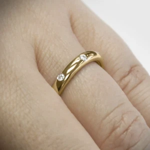 Banda de compromiso diamante creado en laboratorio 0,30 quilates corte redondo oro amarillo de 14 k - Imagen 1 de 11