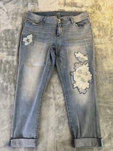 Soho New York & Co. Jeans Womens Size 16 Boyfriend Embroidered Flowers - Picture 1 of 14