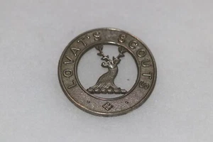 BRITISH ARMY METAL CAP BADGE SCOTTISH LOVAT SCOUTS WHITE METAL - Bild 1 von 2