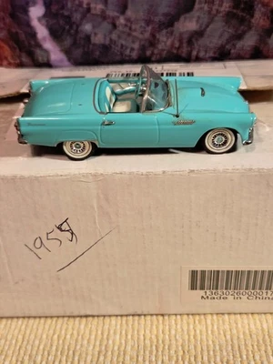 Ford Thunderbird 1955 convertible. Danbury Mint T-Bird azul fundido a presión escala 1/43. Foto 1 de 4