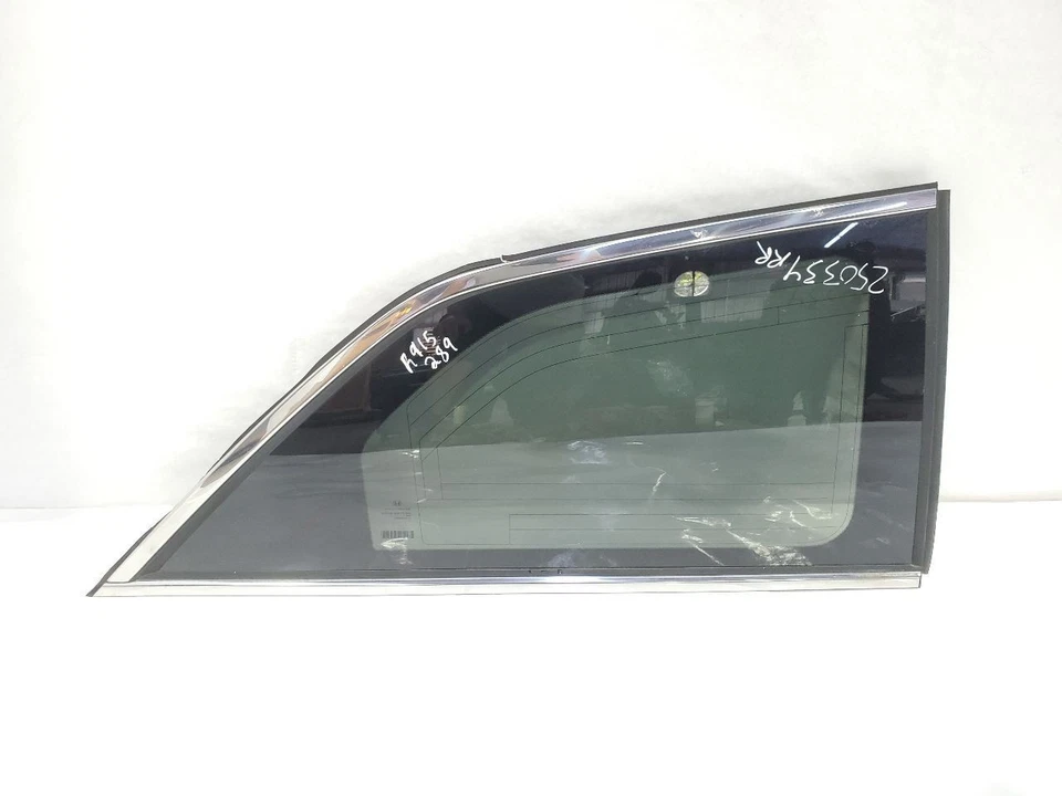 Cuarto de cristal trasero derecho Honda Odyssey 2011 2017 OEM Foto 1 de 4