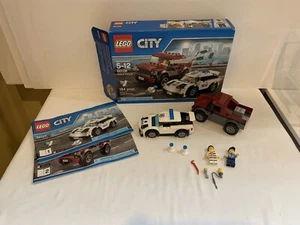 LEGO City Police Pursuit 2016 (60128). Fast Shipping - Picture 1 of 12