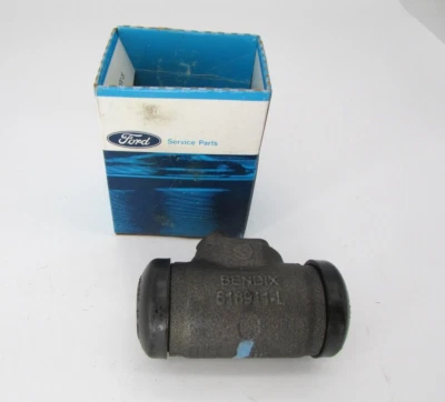 Cilindro de rueda Ford OEM F4TZ-2262-A Bendix 618911-L Nuevo de Lote Antiguo Foto 1 de 4