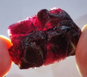 Certified Natural Red Painite Rough Unheated 91.30 Ct Mozambique Facet Gemstone - Picture 1 of 9