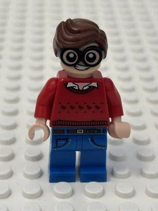 LEGO® Genuine Minifigure: Dick Grayson, The Lego Batman Movie (coltlbm09) - Picture 1 of 4