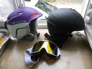 NEUEWERTIGER MARKEN SKIIER -NEUE skihelme und wenig Gebrauchte shuhe - Bild 1 von 11