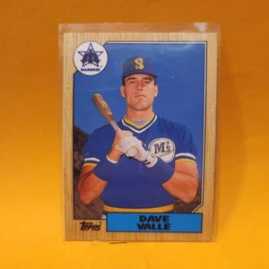 1987 Topps Traded #122T Dave Valle Seattle Mariners Baseball Card - Picture 1 of 2
