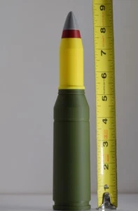 Cartucho impreso en 3D escala 1:1 25mmx137mm réplica M792 Bushmaster M242 impresión PLA - Imagen 1 de 5