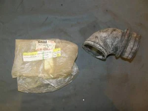 NOS 1981-1982 Yamaha XV750 XV920 Virago Air Cleaner Joint 4X7-14453-01   B401 - Bild 1 von 1
