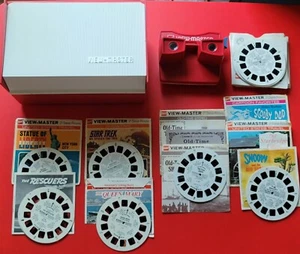 GAF View-Master Lot with Storage Box 33 Reels Fat Albert Snoopy Scooby Doo Read - Picture 1 of 11