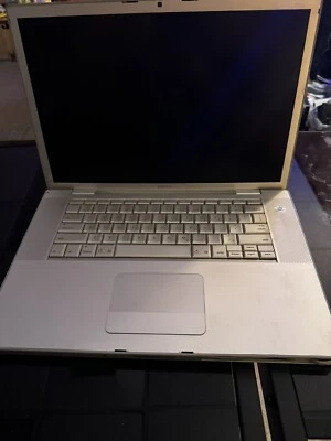 USED Apple MacBook Pro 2008 (A1297) 17" Intel 2.66GHz/ 8GB RAM/320HD (READ NOTE) - Image 1 of 2