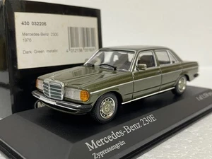 Minichamps Mercedes Benz 230E W123 1976 diecast 1:43 scale model car - Picture 1 of 13