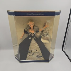 Mattel 24154 1999 Millenium Princess Barbie Doll 2000 Special Edition, 1033 - Foto 1 di 7