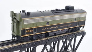 Rapido 221002 HO Canadian National CN #6603 GMDD F9B Steam Stacks DCC Sound Loco - Foto 1 di 8