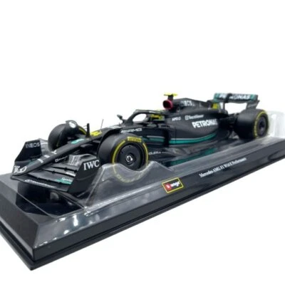 Modellino F1 Bburago 1/24 Mercedes AMG Petronas W14 2023 #44 L. Hamilton - Immagine 1 di 4
