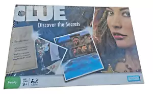 Juego de mesa Clue: Discover the Secrets (Parker Brothers, 2008) NUEVO EN CAJA SELLADO - Imagen 1 de 4