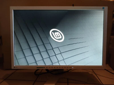 Eizo FlexScan S2202W 22 Zoll HD+ Bildschirm TFT Monitor VGA DVI 1680x1050   #9 - Bild 1 von 3