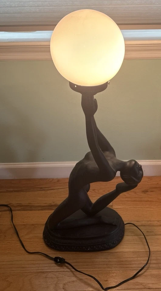 Lámpara de mesa estilo bailarina ART Deco 25" de alto dama escultura mujer desnuda figura Foto 1 de 1