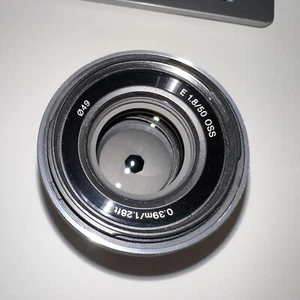 Sony E-mount 50mm f/1.8 AF MF Prime Lens SEL50F18 Silver - Picture 1 of 6