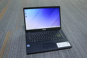 Asus L410M 14", N5030 1.1GHz, 4GB DDR4, 128GB eMMC, Intel UHD Graphics Laptop - Picture 1 of 8