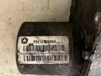 2011-2013 DODGE DURANGO JEEP GRAND CHEROKEE BOMBA DE DIREÇÃO HIDRÁULICA P52124998AH - Imagem 1 de 4