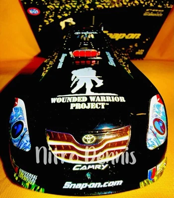 NHRA Cruz Pedregon 1:24 Diecast NITRO Divertido Coche GUERRERO HERIDO Drag Racing Foto 1 de 3