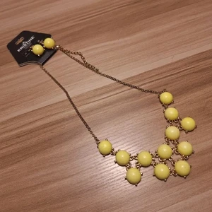 Set aus gelber Statement-Halskette und Ohrringen von Kristine Accessoires von Carson - Bild 1 von 6