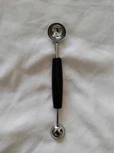 Vintage Black Plastic Handled Melon Ball Tool Gadget Utensil Double Sided Fruit - Picture 1 of 2