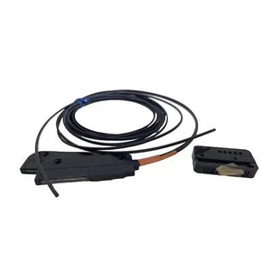 Unidad de fibra de sensor de haz transversal de fibra óptica Omron E32-T16WR - Imagen 1 de 6