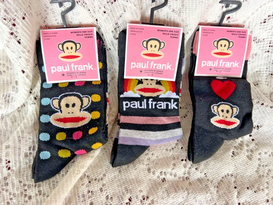 Nuevos calcetines Paul Frank 3 pares para mujer EE. UU. 6-9,5 negros con arco iris, lunares, corazón Foto 1 de 4