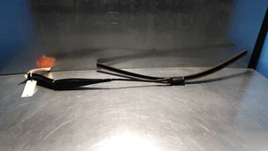 WINDSHIELD WIPER ARM LEFT FRONT Ford Mondeo IV Wagon 2011 7S7117526AE - Picture 1 of 1