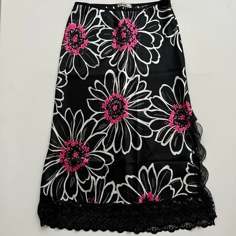 Papaya clothing lace floral skirt - Image 1 of 1